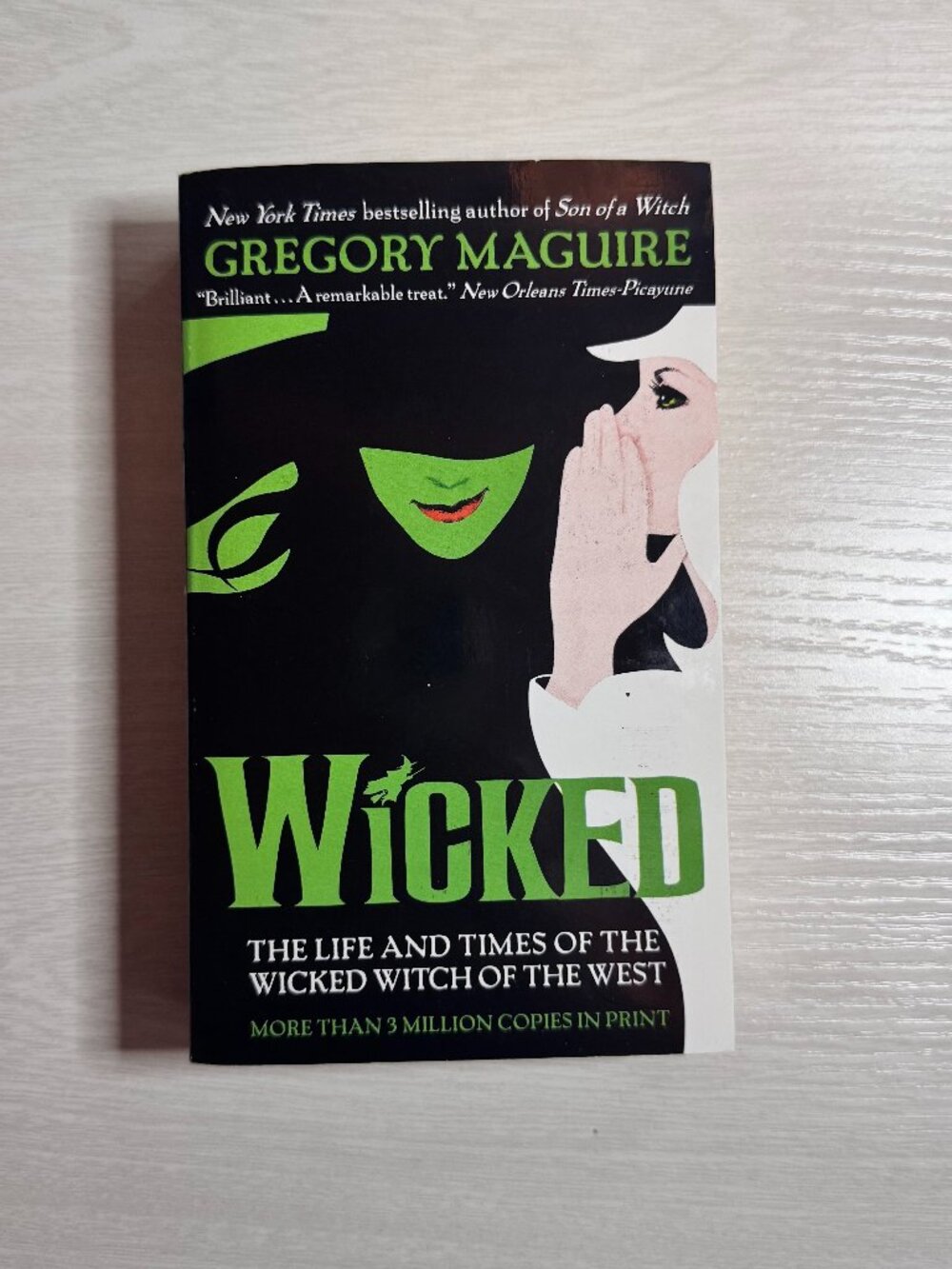 Wicked The Life and Times of the Wicked Witch of the West by Gregory Maguire PB